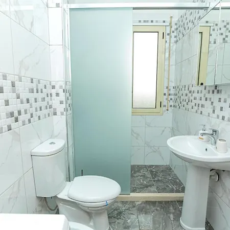 Modern In דירה