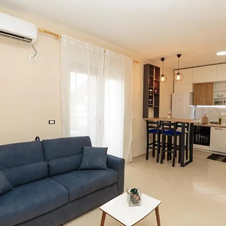 דירה Modern In Vlorë
